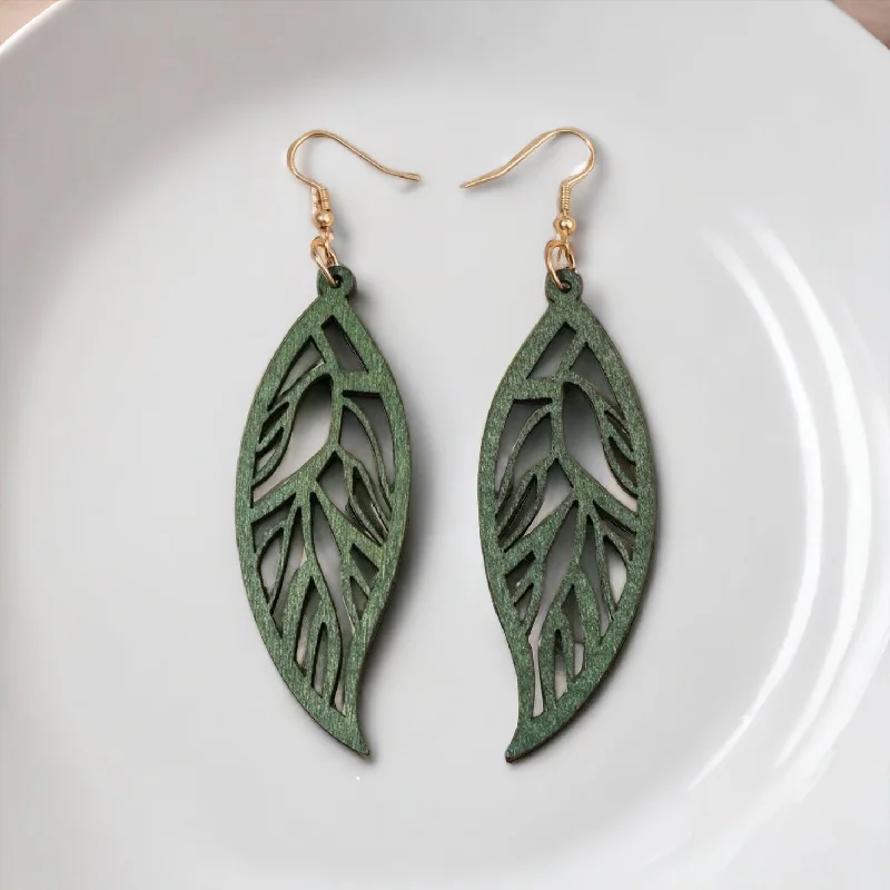 Ladies rings popular brands-Green Hollow Feather Shaped Earrings