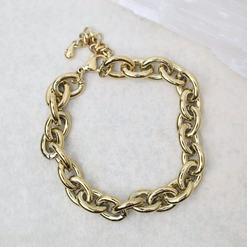 Ladies bracelets birthday surprises-Bold Oval Link Bracelet in Gold Plated Stainless Steel