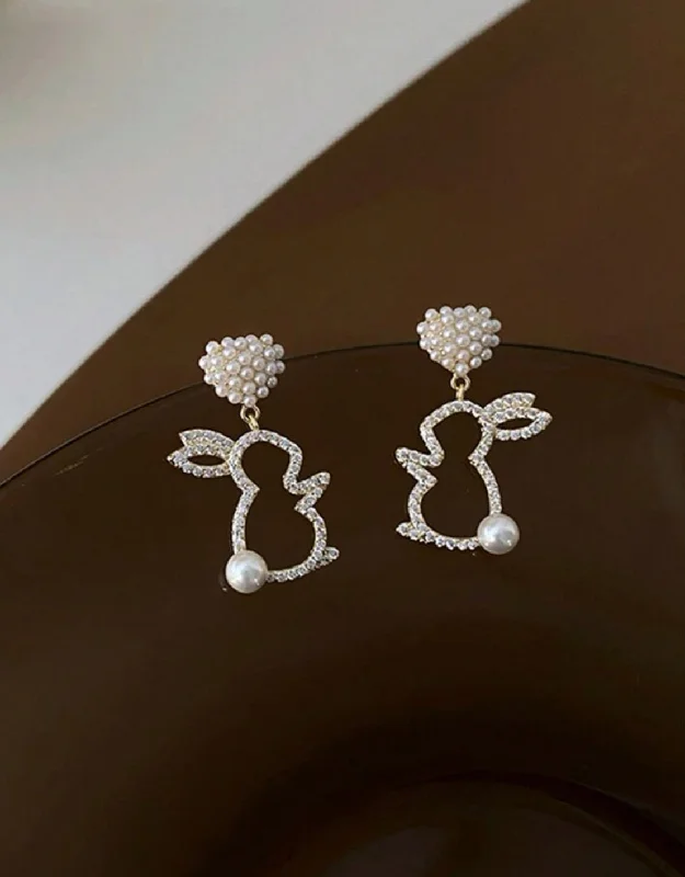 Ladies rings classic looks-Rhinestone and Faux Pearl Bunny Drop Earrings