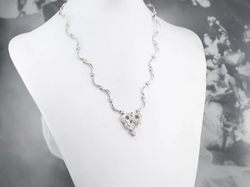 18K White Gold Modern Diamond Necklace