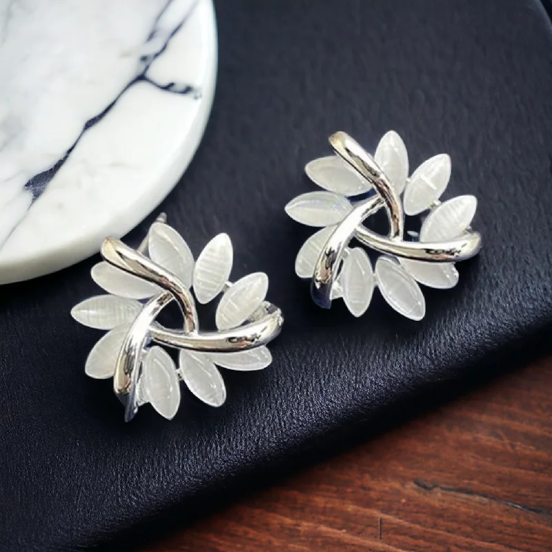 Ladies rings titanium options-Beautiful White and Silver Flower Stud Earrings