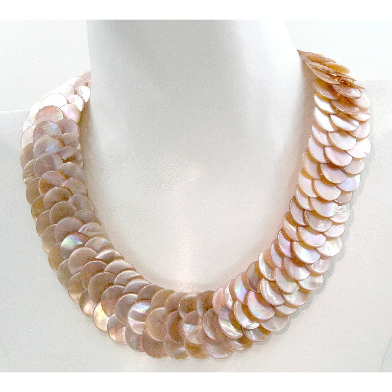 Rougir Mother of Pearl Necklace