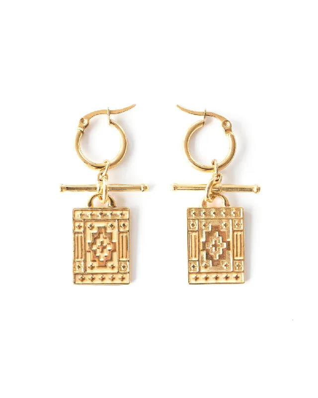 Ladies rings pearl accents-Navi Gold Earrings