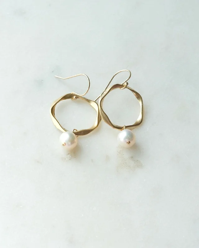 Ladies rings unique designs-Pearl Round Earrings