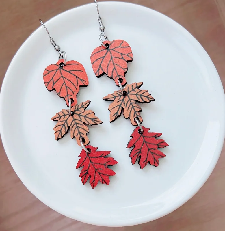 Ladies rings heart motifs-Beautiful Maple Leaves Autumn Earrings